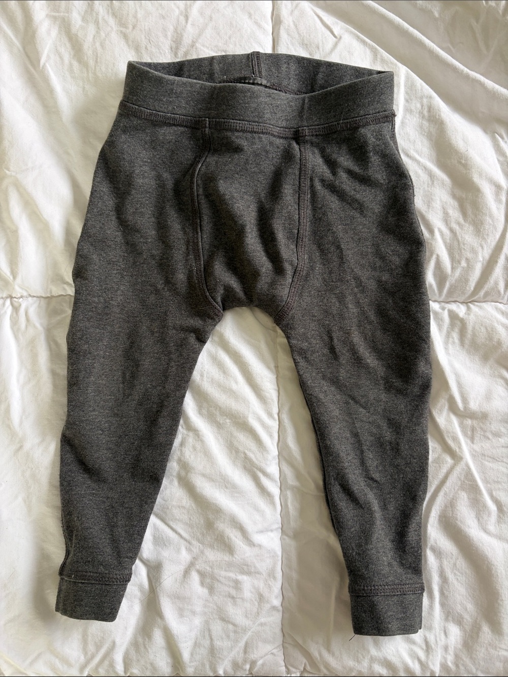 Peekaboo Beans || leggings - Picture 1 of 3